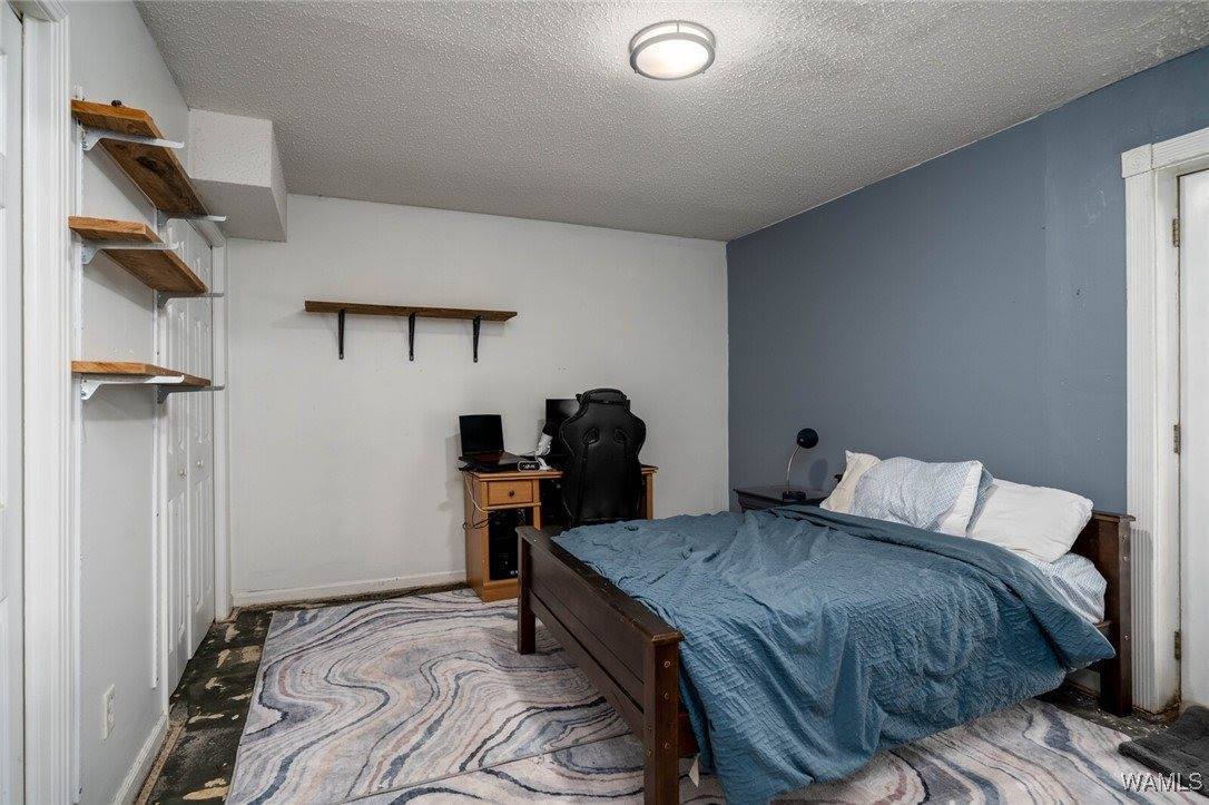 4706 Woodvale Drive, Tuscaloosa, AL 35405