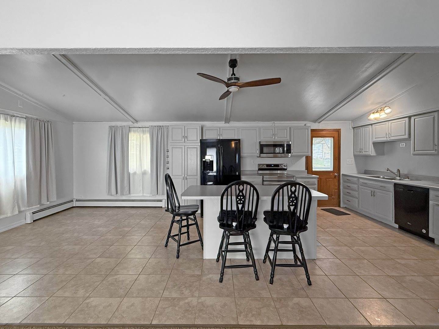 584 South Ward Street, Stockton, IL 61085