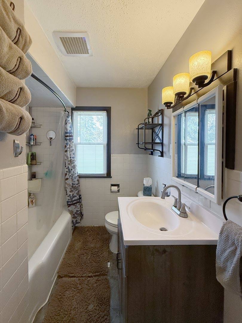 514 South Linn Street, Shannon, IL 61078