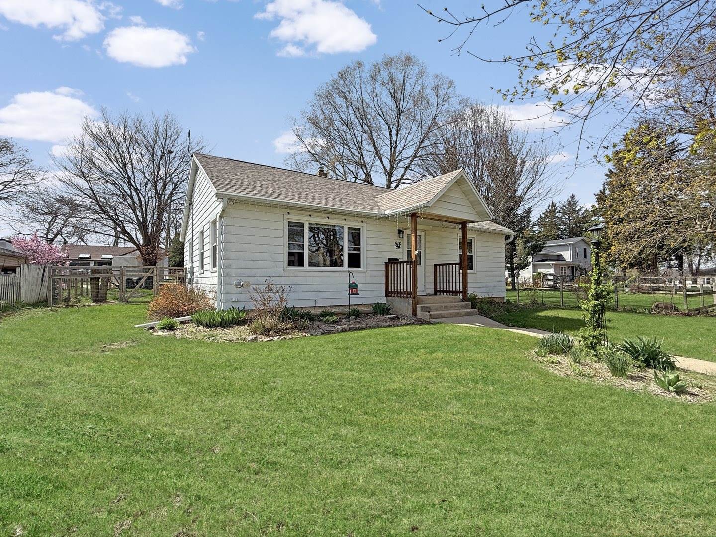 514 South Linn Street, Shannon, IL 61078