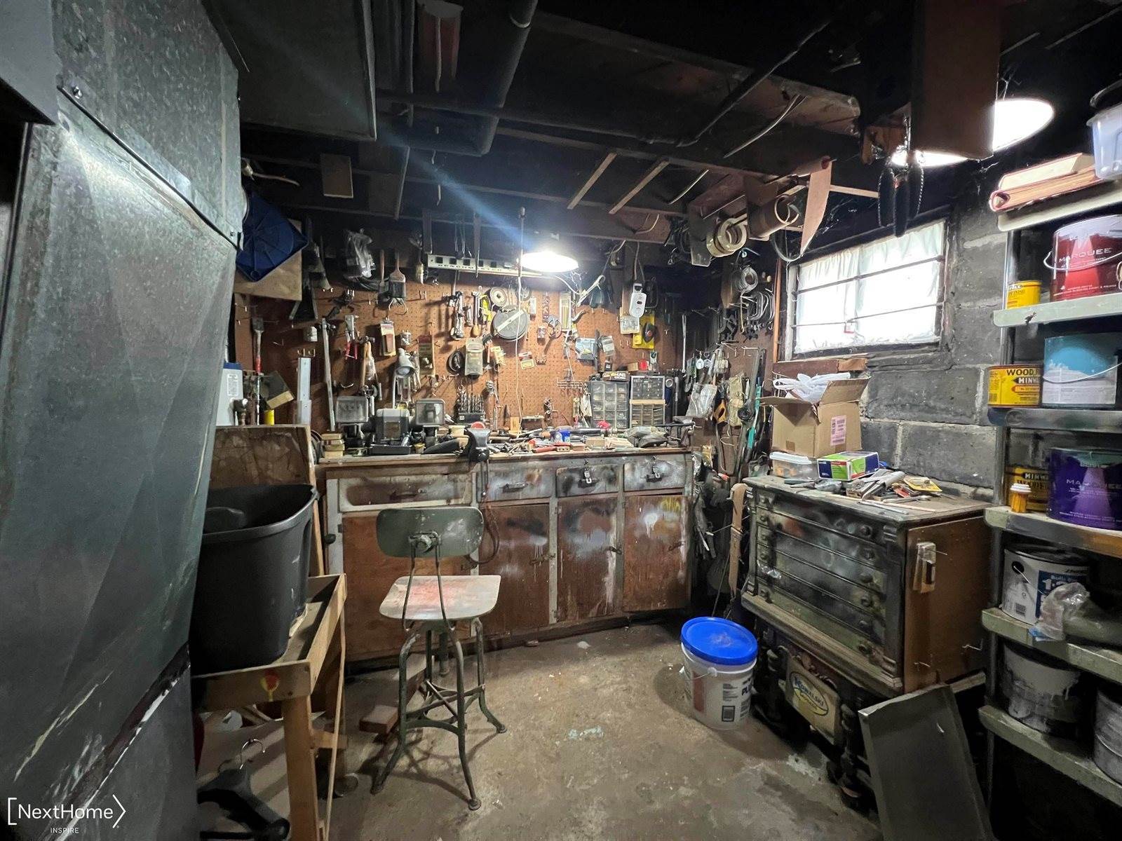 2213 Pennsylvania Avenue, Flint, MI 48506