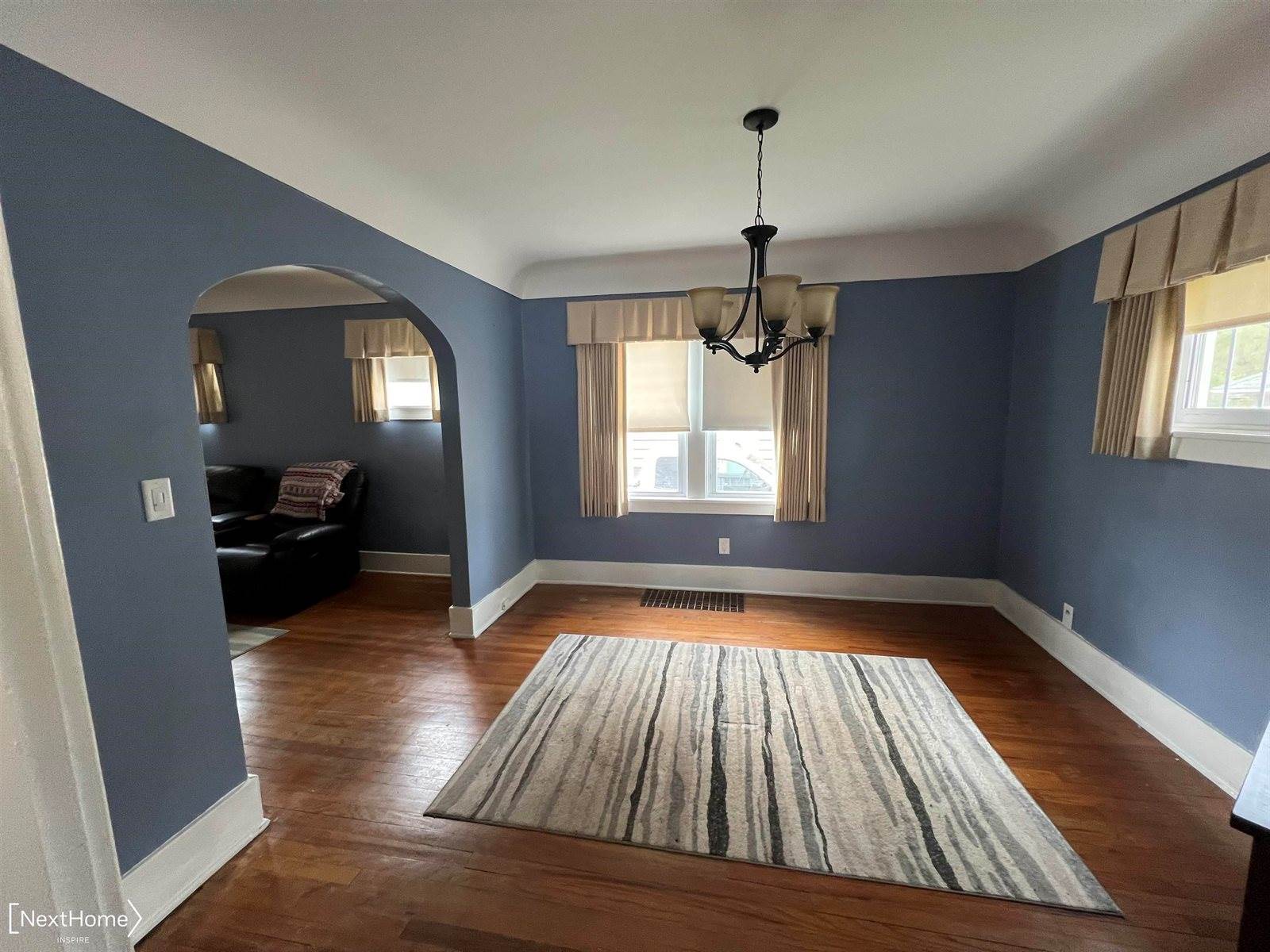 2213 Pennsylvania Avenue, Flint, MI 48506