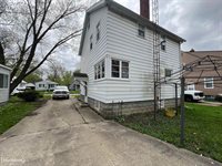 2213 Pennsylvania Avenue, Flint, MI 48506