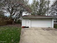 2213 Pennsylvania Avenue, Flint, MI 48506