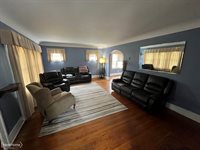 2213 Pennsylvania Avenue, Flint, MI 48506