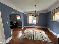 2213 Pennsylvania Avenue, Flint, MI 48506