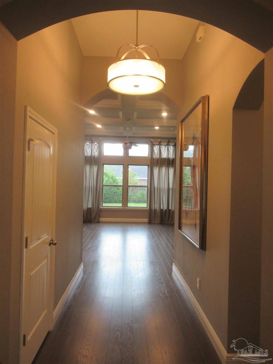 5968 Alder Ave, Pensacola, FL 32526