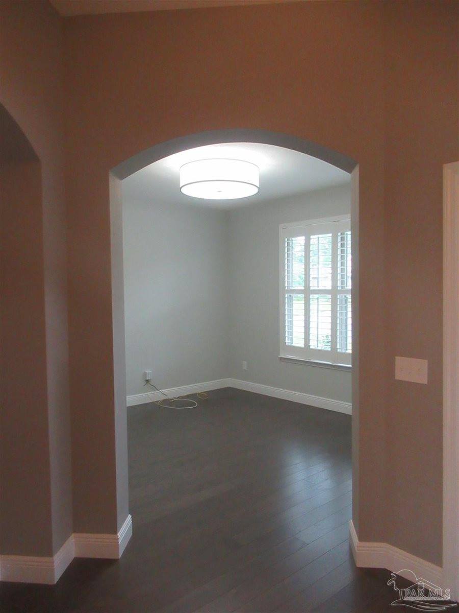 5968 Alder Ave, Pensacola, FL 32526