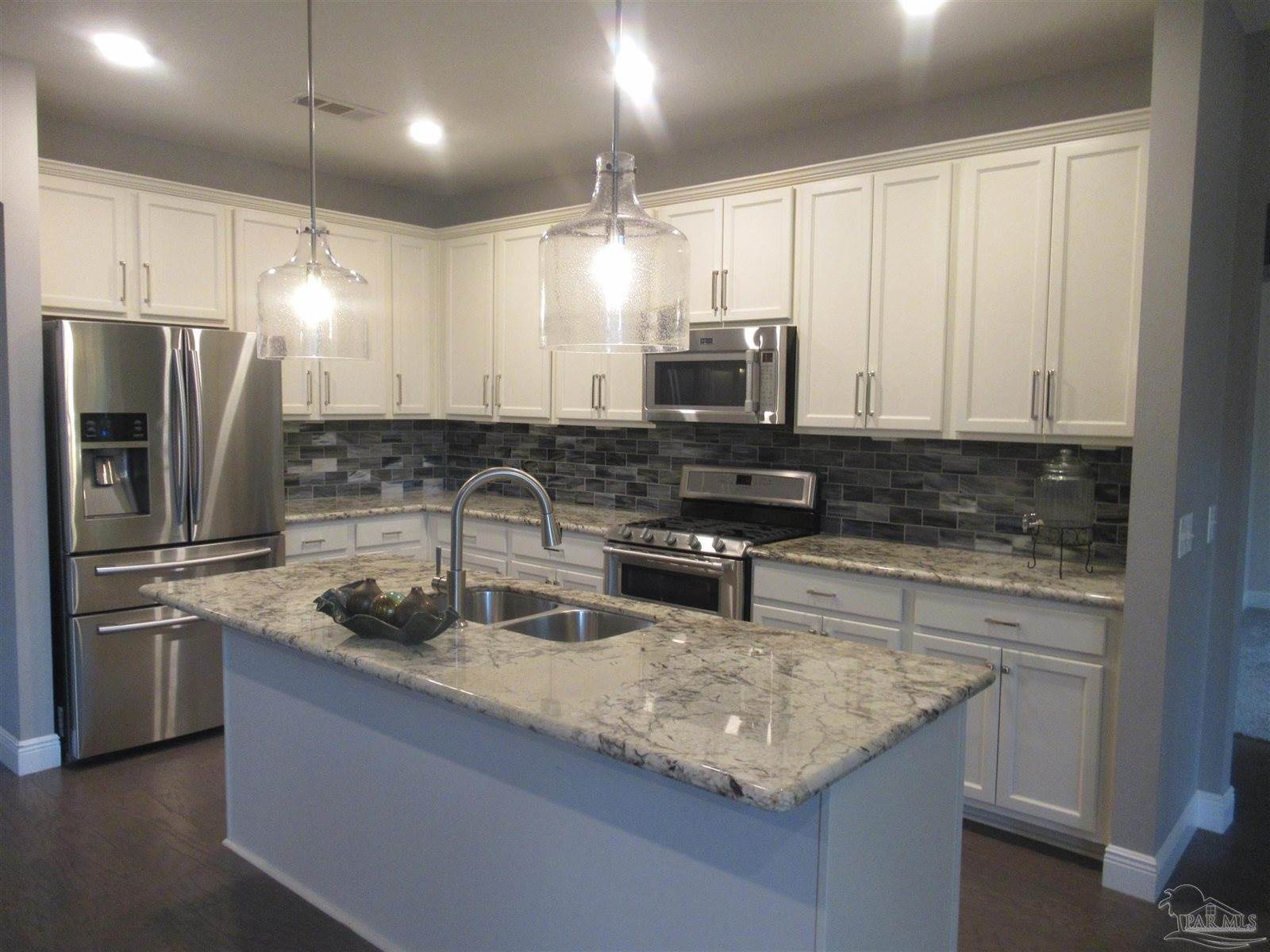 5968 Alder Ave, Pensacola, FL 32526