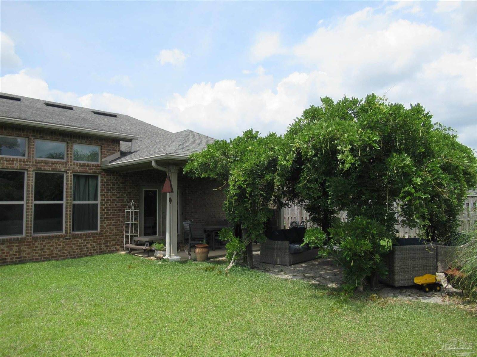 5968 Alder Ave, Pensacola, FL 32526