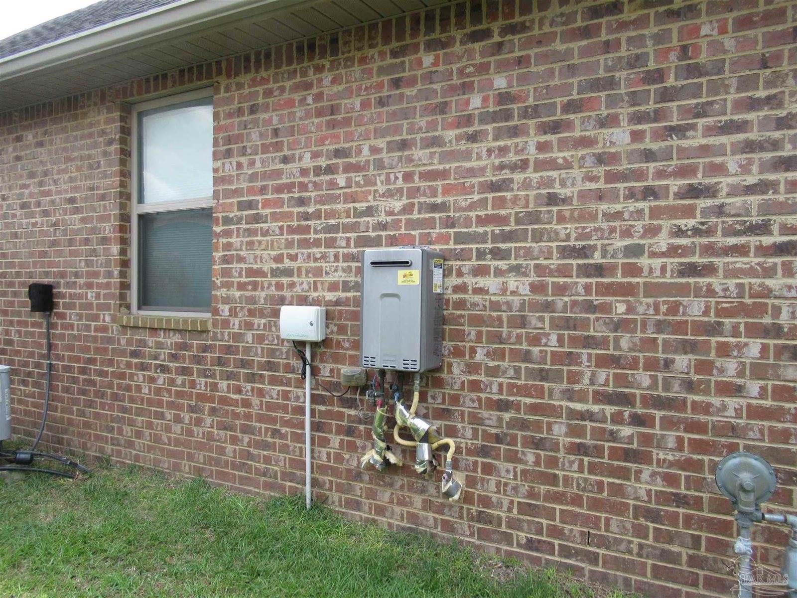 5968 Alder Ave, Pensacola, FL 32526