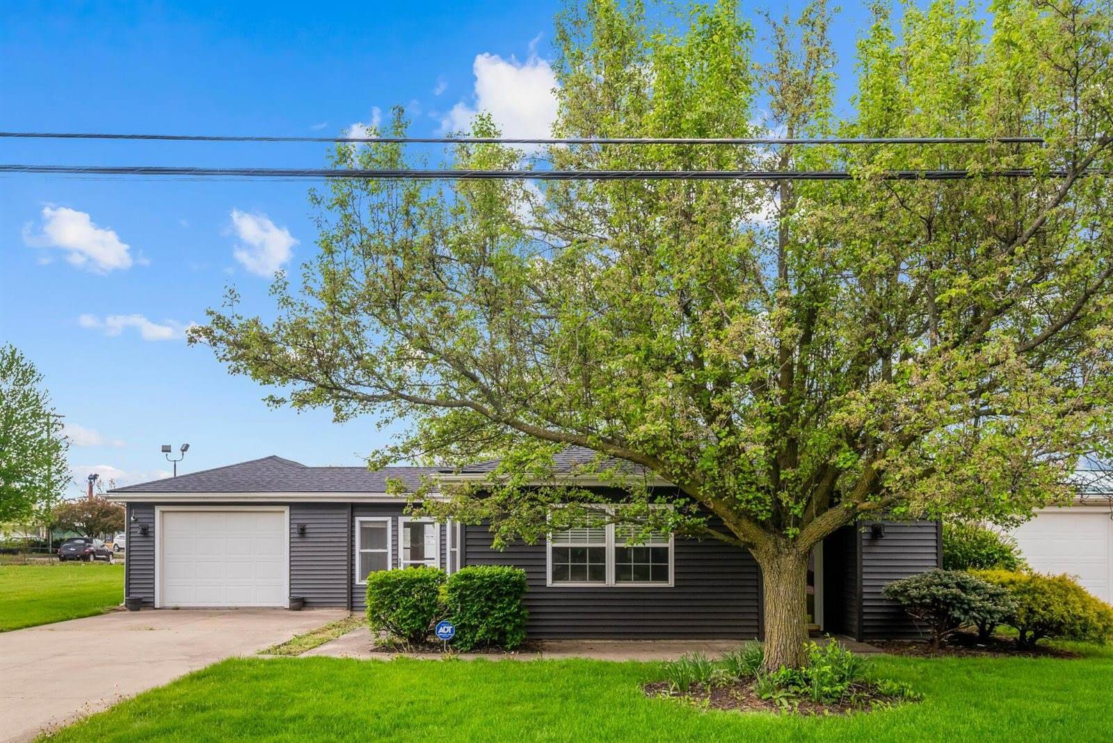 949 West Beal Avenue, Bucyrus, OH 44820