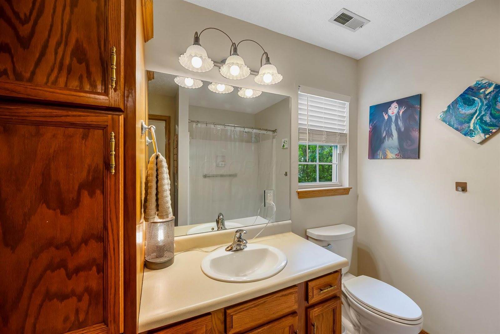 949 West Beal Avenue, Bucyrus, OH 44820