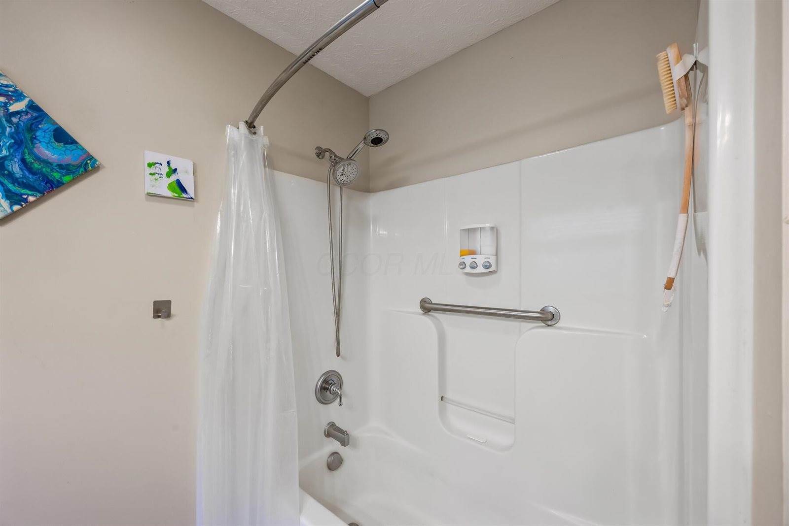 949 West Beal Avenue, Bucyrus, OH 44820