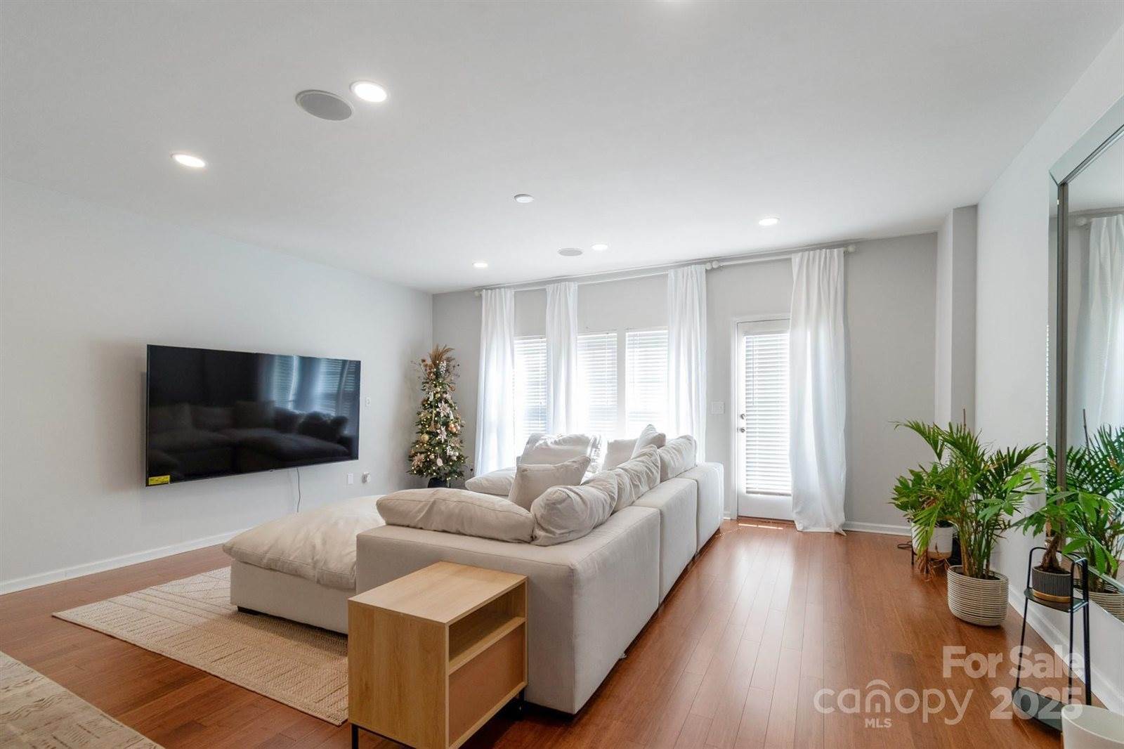 12036 Duke Lancaster Drive, Charlotte, NC 28277