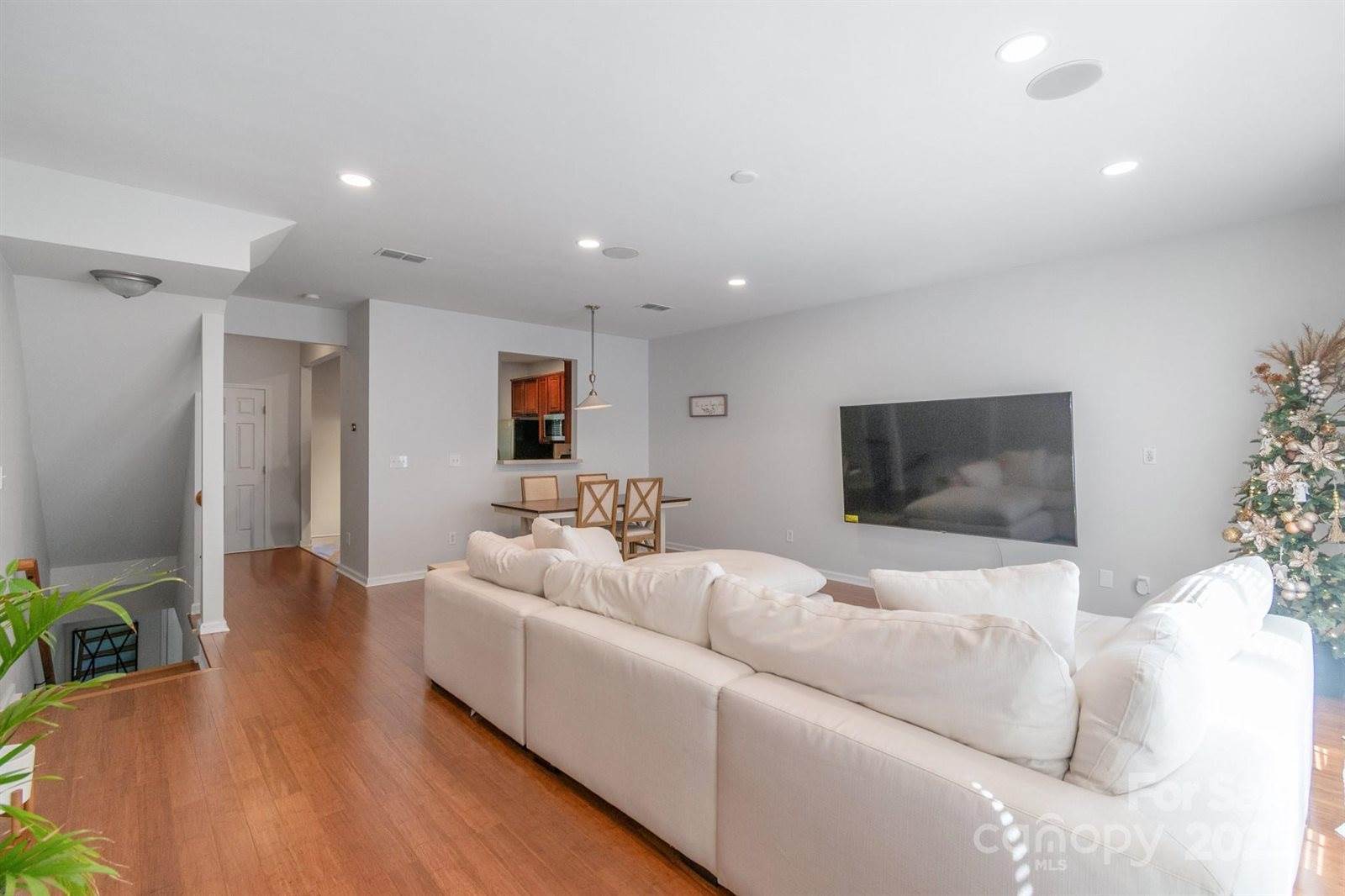 12036 Duke Lancaster Drive, Charlotte, NC 28277