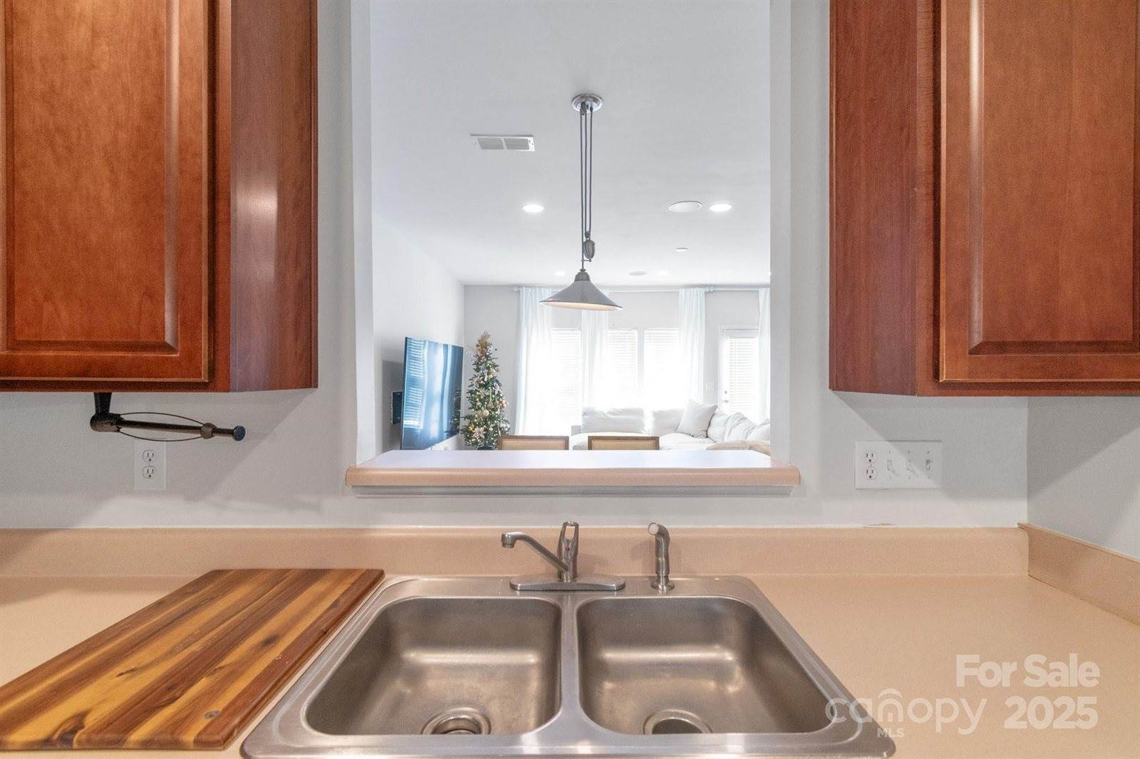 12036 Duke Lancaster Drive, Charlotte, NC 28277