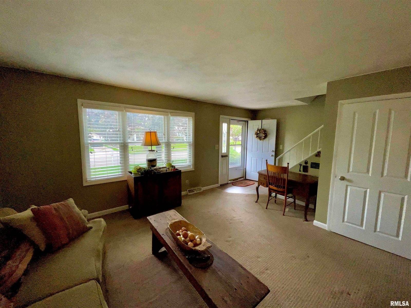 1513 21ST Avenue, #7, Rock Island, IL 61201