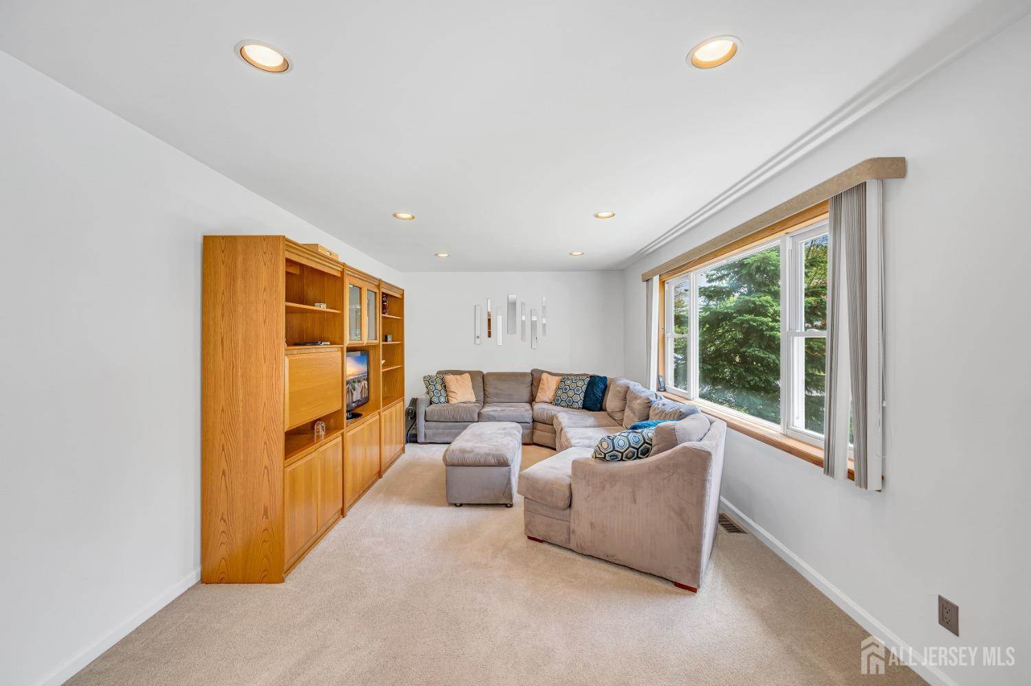 13 Sandalwood Drive, East Brunswick, NJ 08816