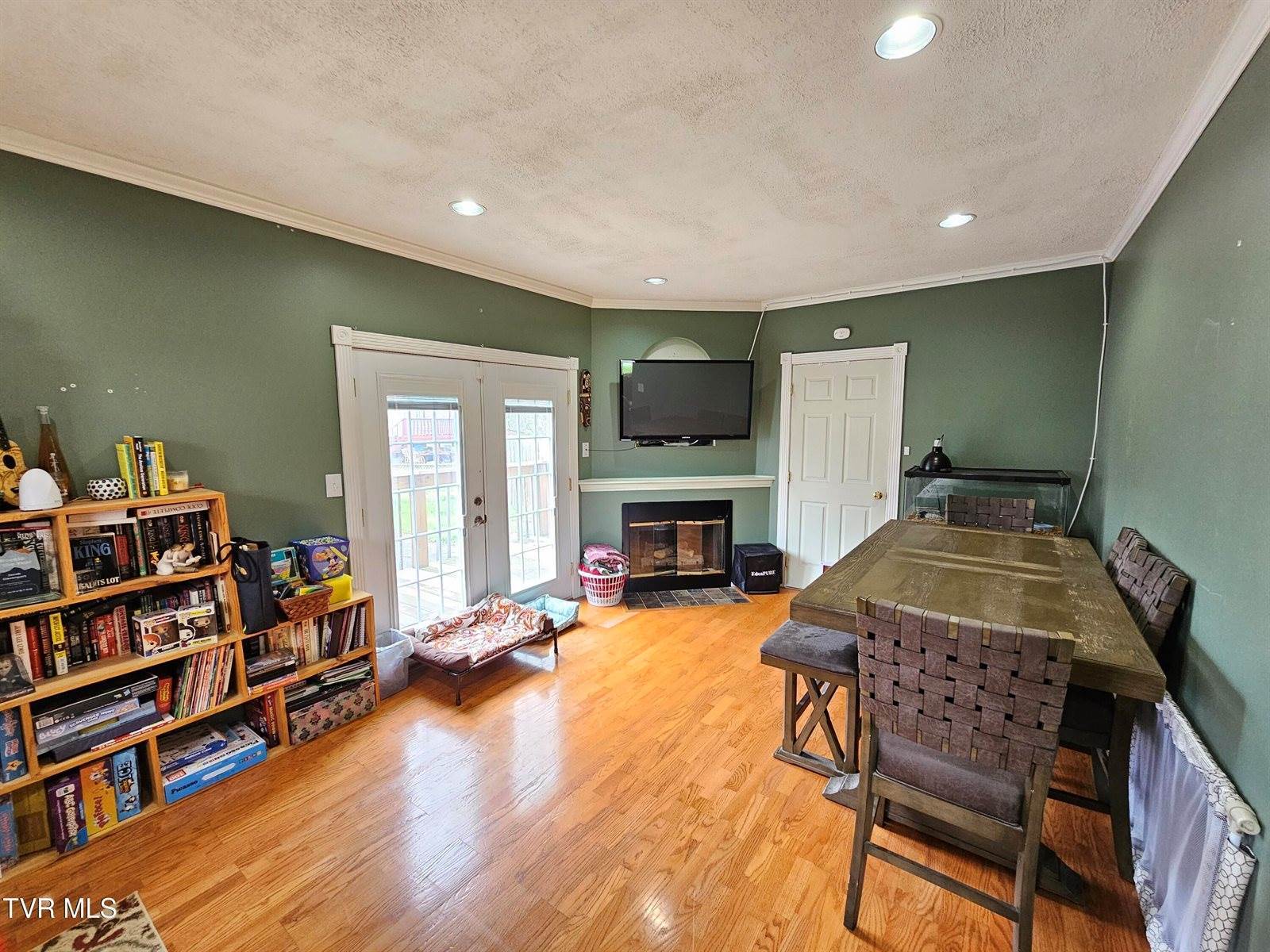 2029 Dave Buck Road, Johnson City, TN 37601