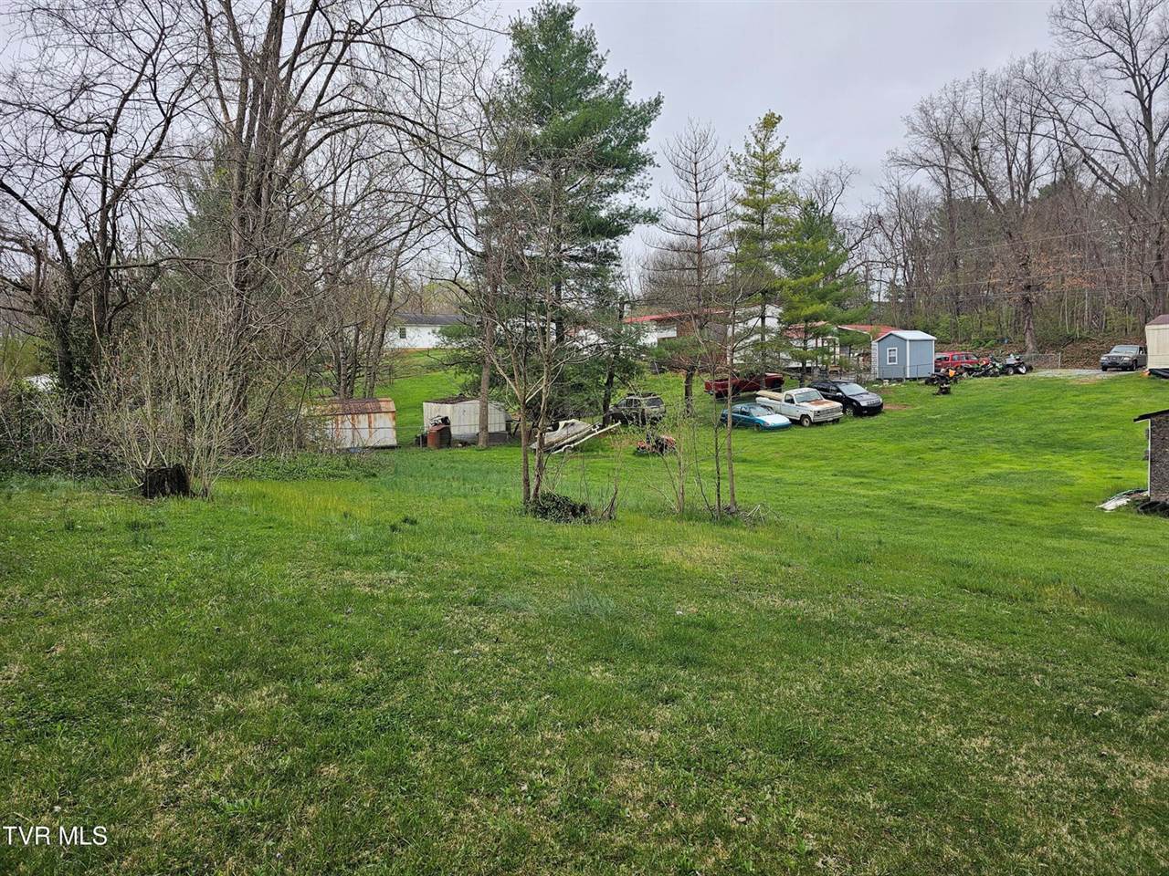 2029 Dave Buck Road, Johnson City, TN 37601