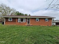 2029 Dave Buck Road, Johnson City, TN 37601