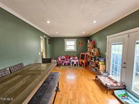 2029 Dave Buck Road, Johnson City, TN 37601