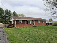 2029 Dave Buck Road, Johnson City, TN 37601