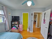 2029 Dave Buck Road, Johnson City, TN 37601