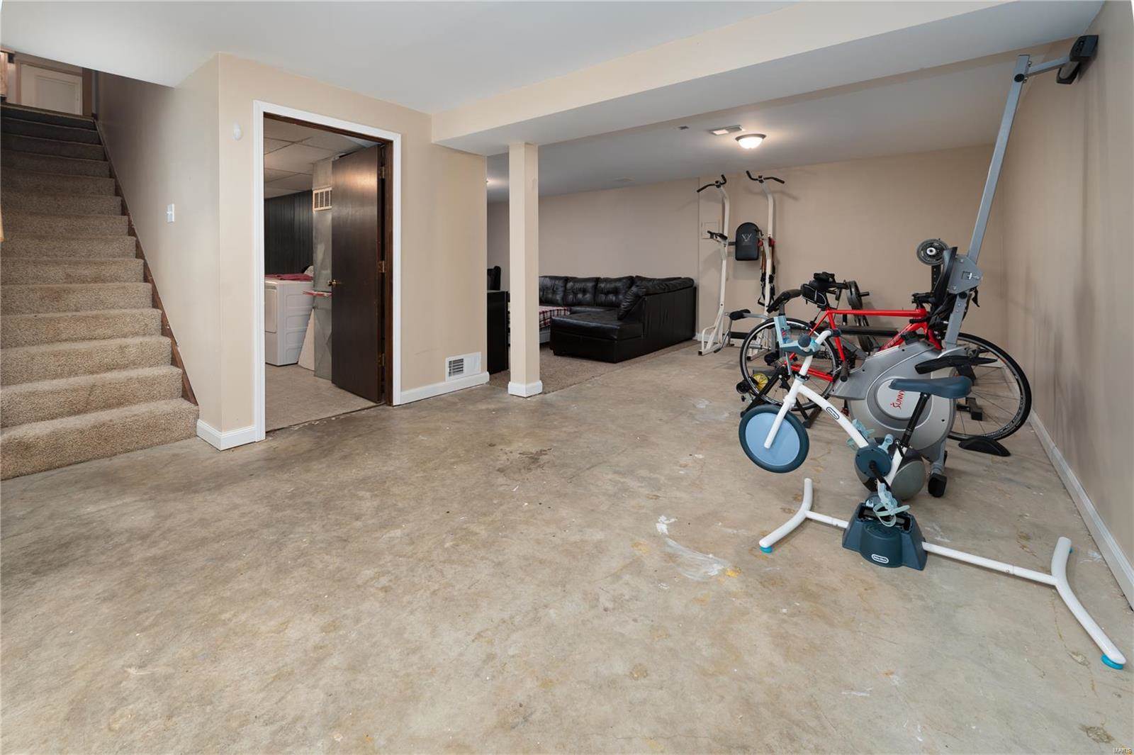 21695 Sable Road, Waynesville, MO 65583