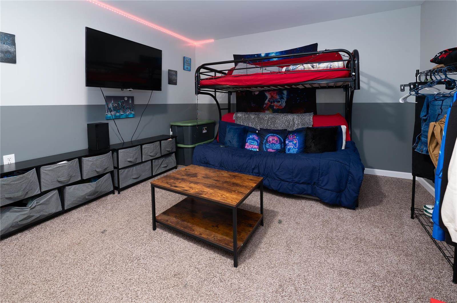 21695 Sable Road, Waynesville, MO 65583