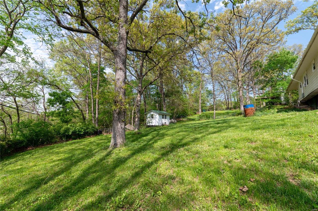 21695 Sable Road, Waynesville, MO 65583