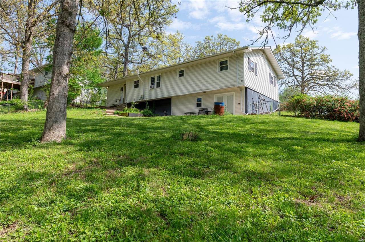 21695 Sable Road, Waynesville, MO 65583
