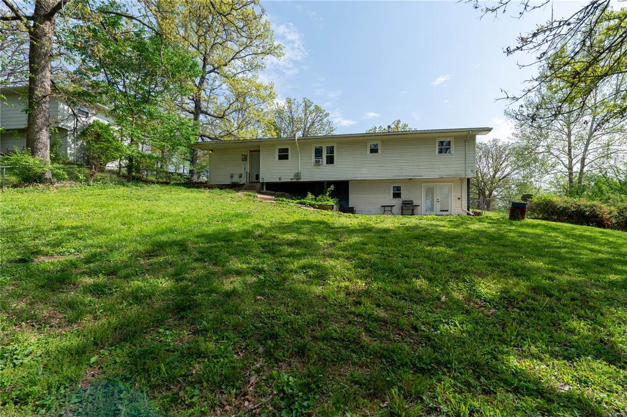 21695 Sable Road, Waynesville, MO 65583