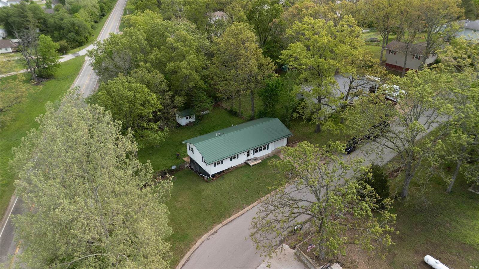 21695 Sable Road, Waynesville, MO 65583
