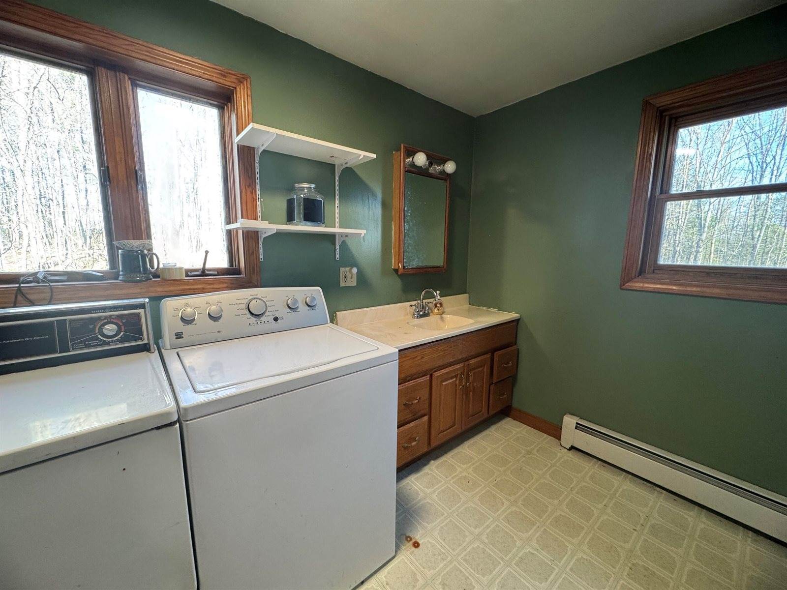 76 Norton Hill Road, Dover-Foxcroft, ME 04426