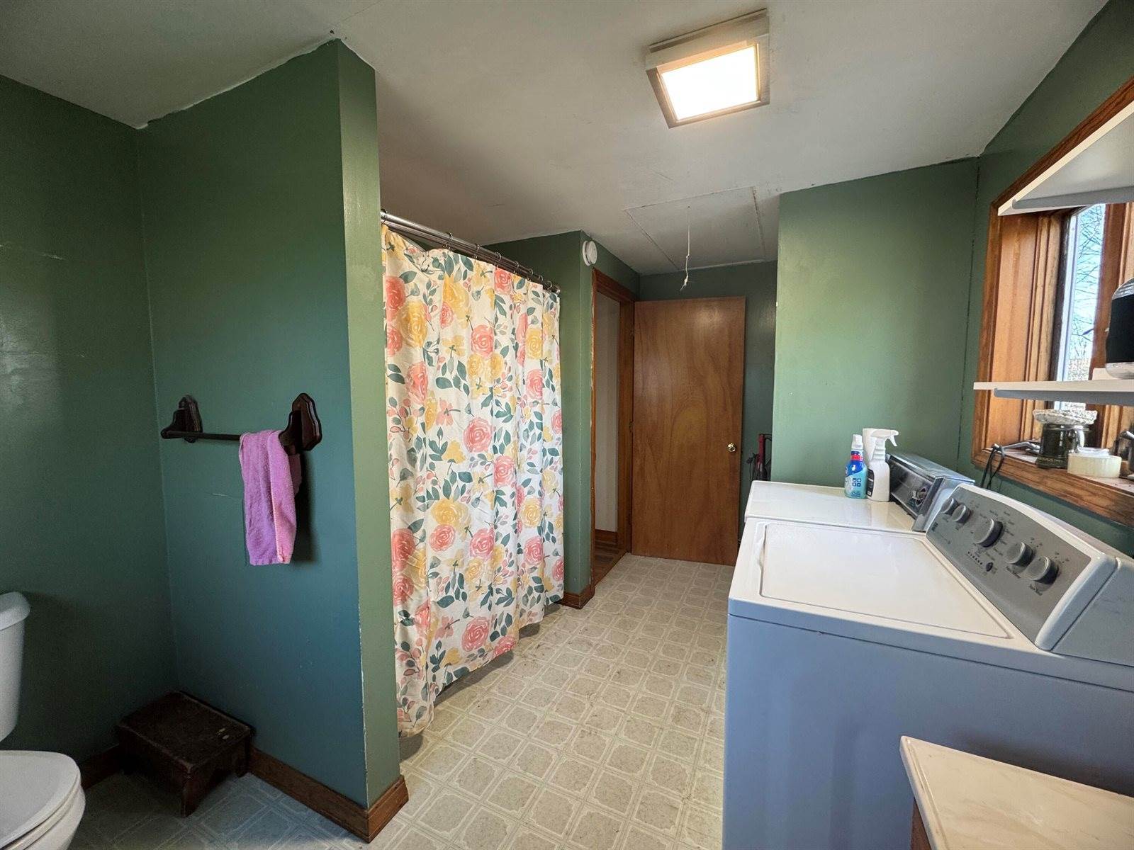 76 Norton Hill Road, Dover-Foxcroft, ME 04426