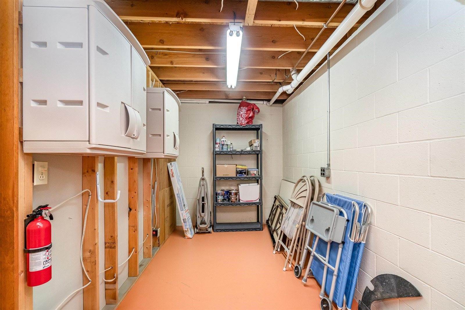 927 E Harbor View, Bay City, MI 48706