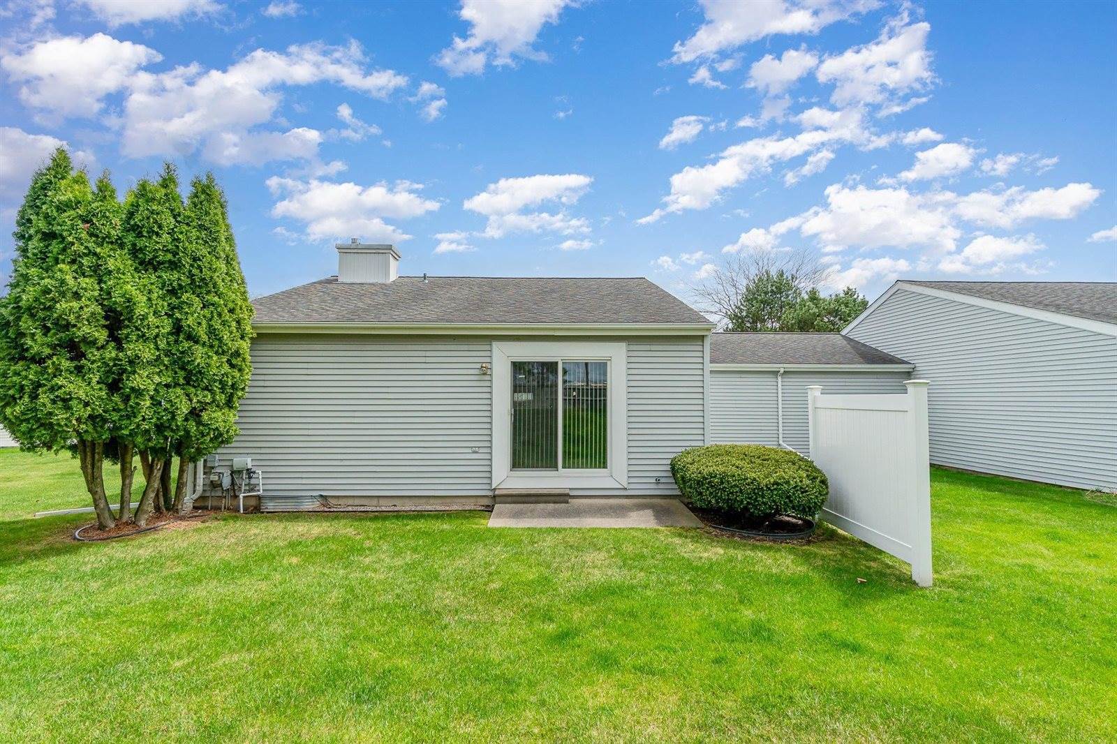 927 E Harbor View, Bay City, MI 48706