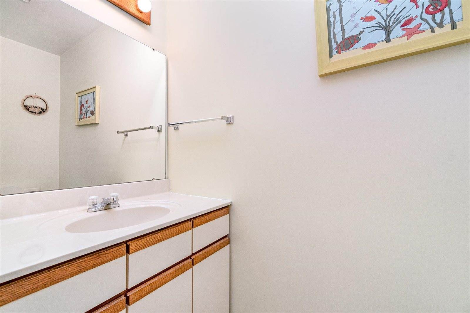 927 E Harbor View, Bay City, MI 48706