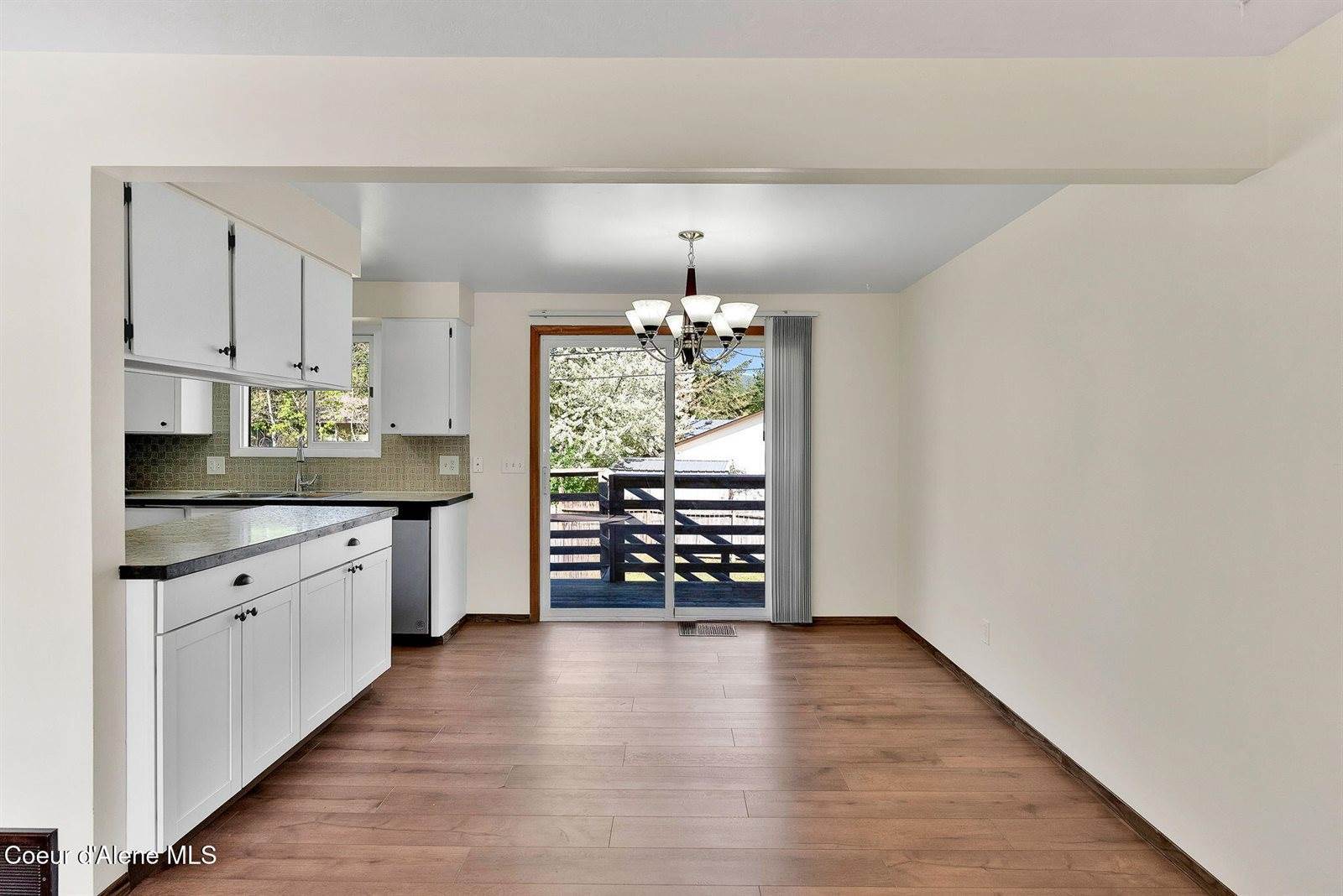 407 East Buttercup Ln, Coeur d'Alene, ID 83815