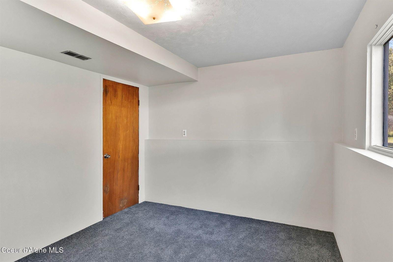 407 East Buttercup Ln, Coeur d'Alene, ID 83815