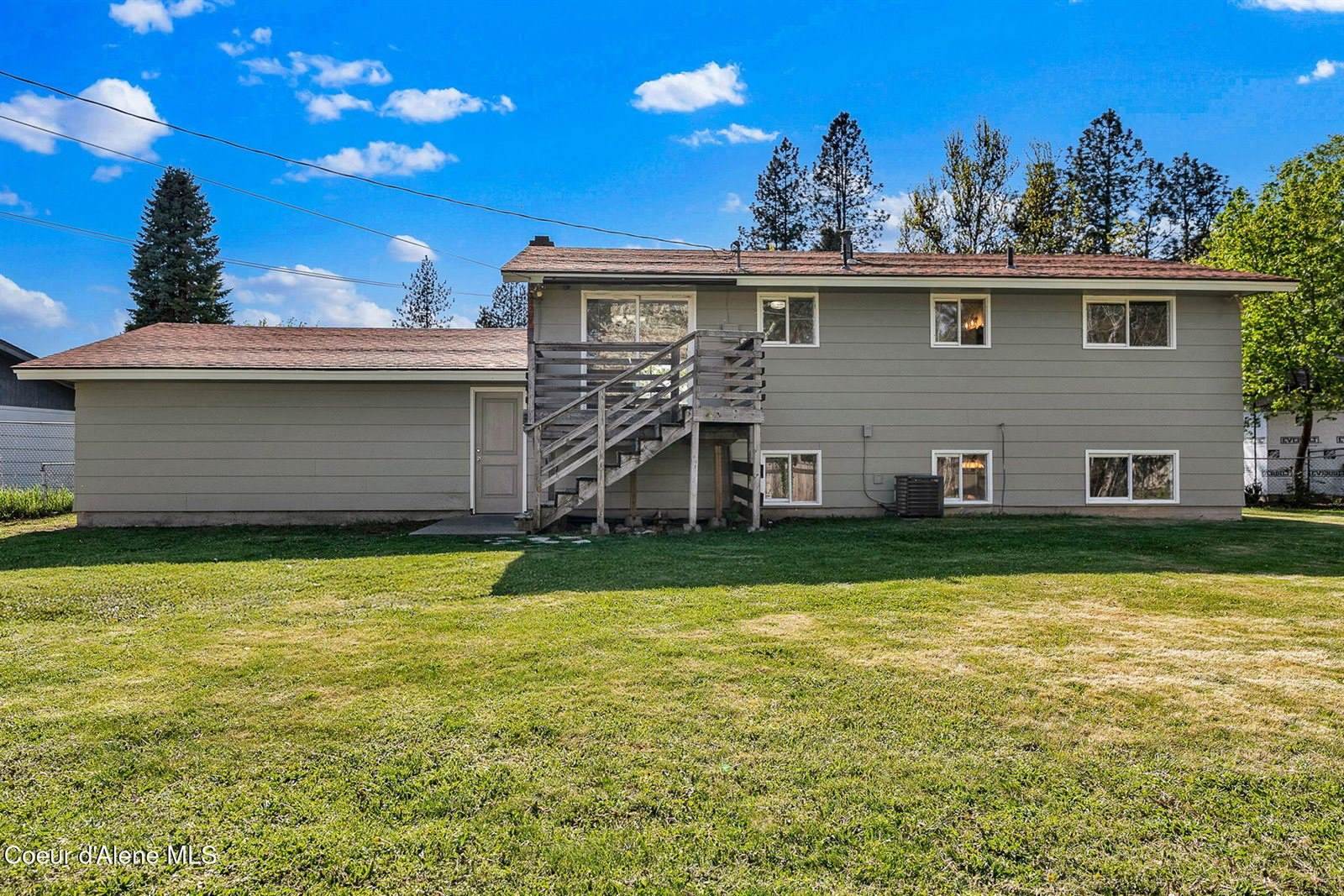 407 East Buttercup Ln, Coeur d'Alene, ID 83815