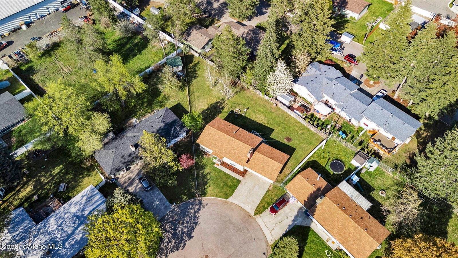 407 East Buttercup Ln, Coeur d'Alene, ID 83815