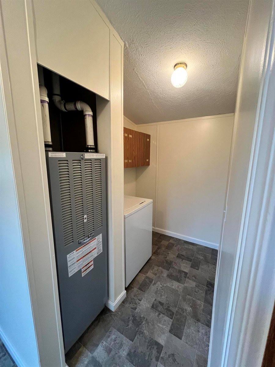 35 Lorna Lane, Glenburn, ME 04401