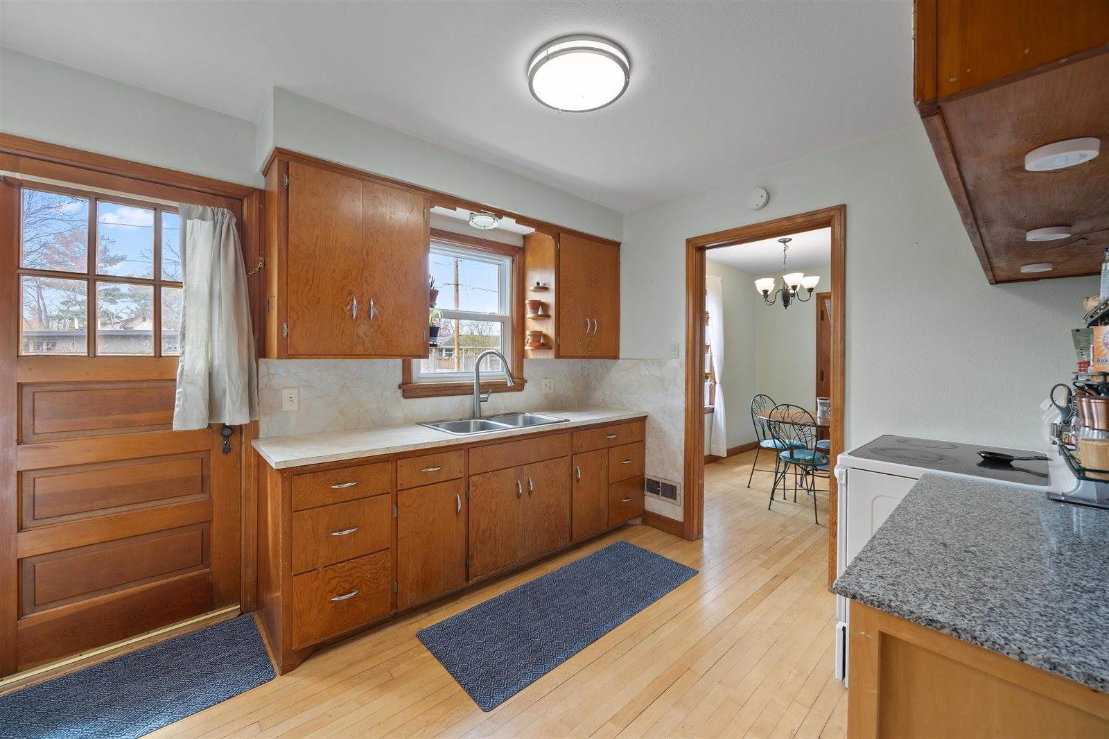 203 Sunrise Avenue, Stevens Point, WI 54481