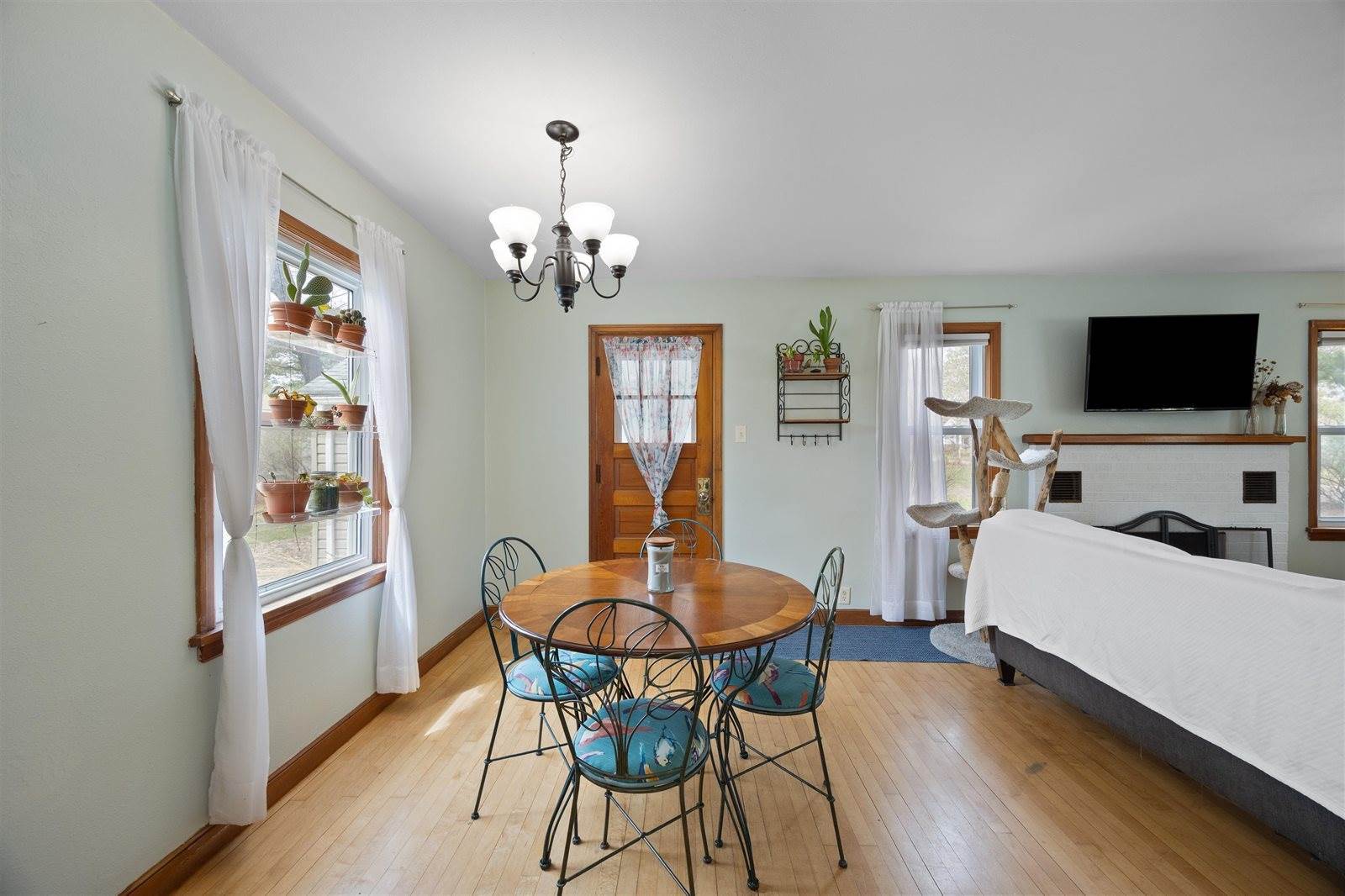 203 Sunrise Avenue, Stevens Point, WI 54481