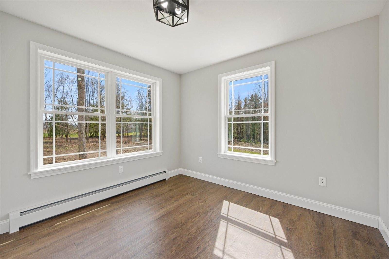 16 Shaw Road, Plymouth, ME 04969