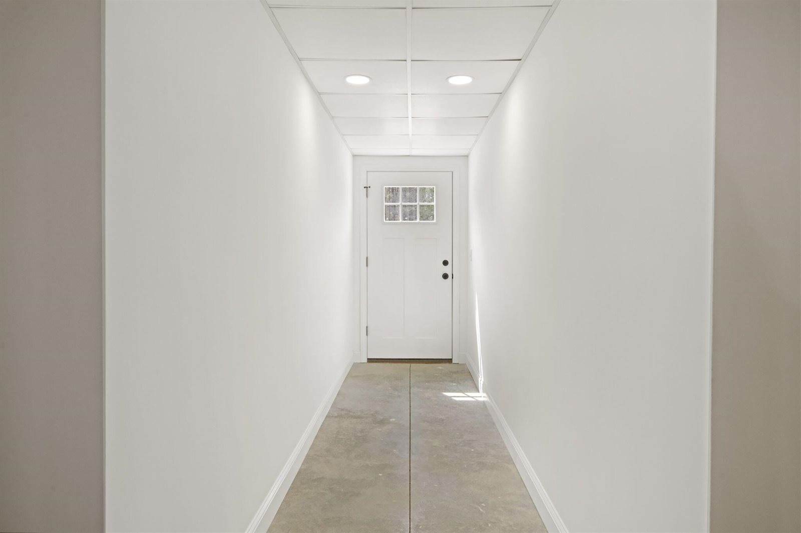 16 Shaw Road, Plymouth, ME 04969