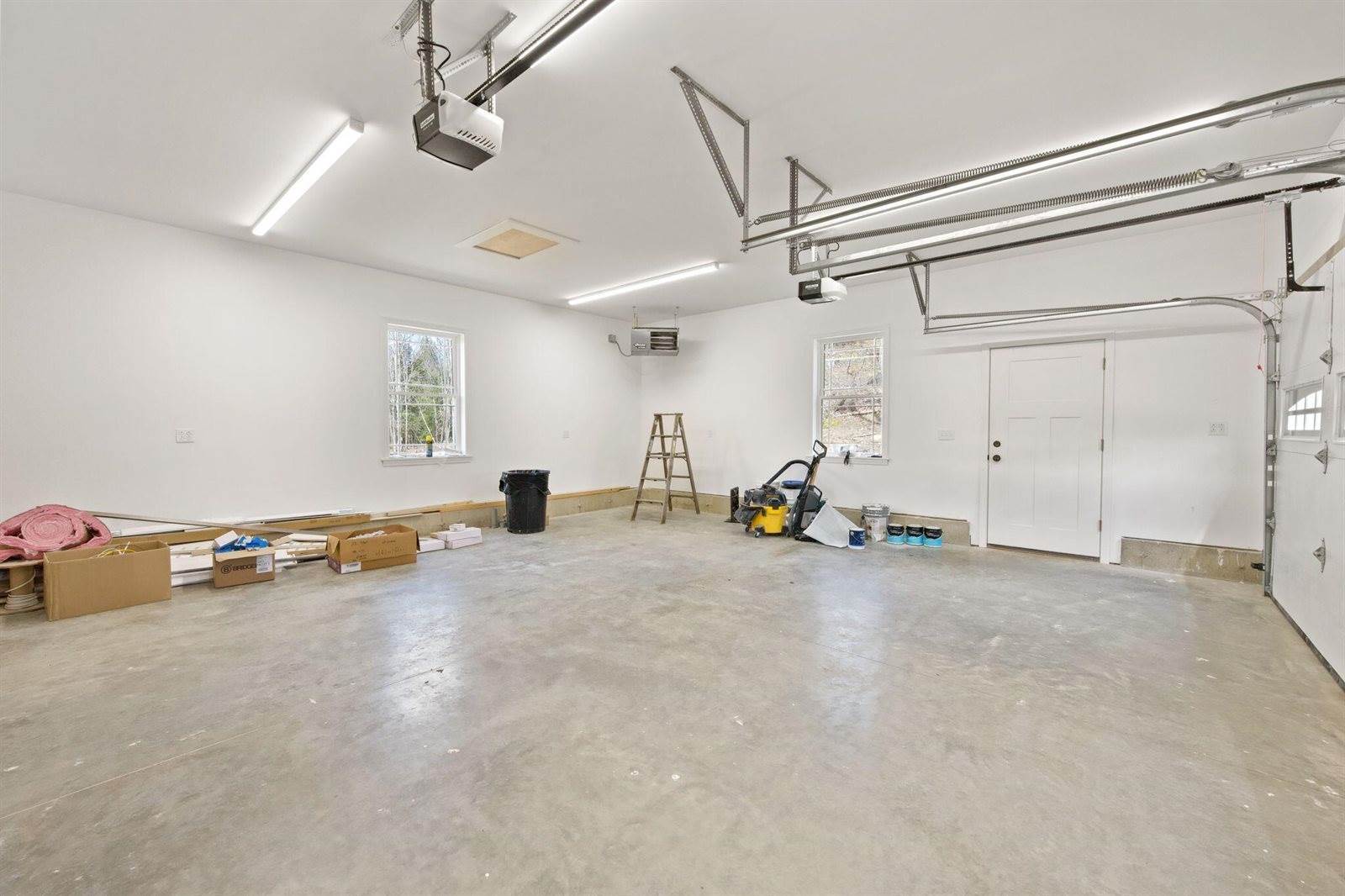 16 Shaw Road, Plymouth, ME 04969